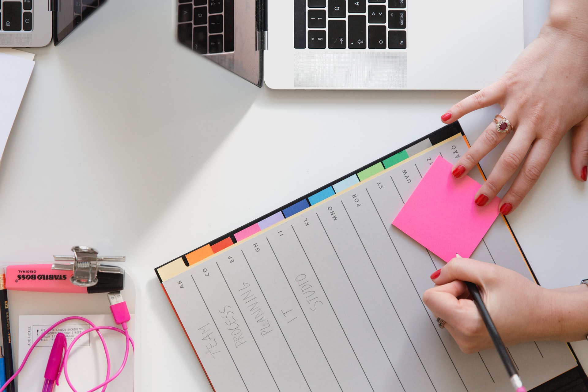 10 Factors That Make for Successful Awards Program